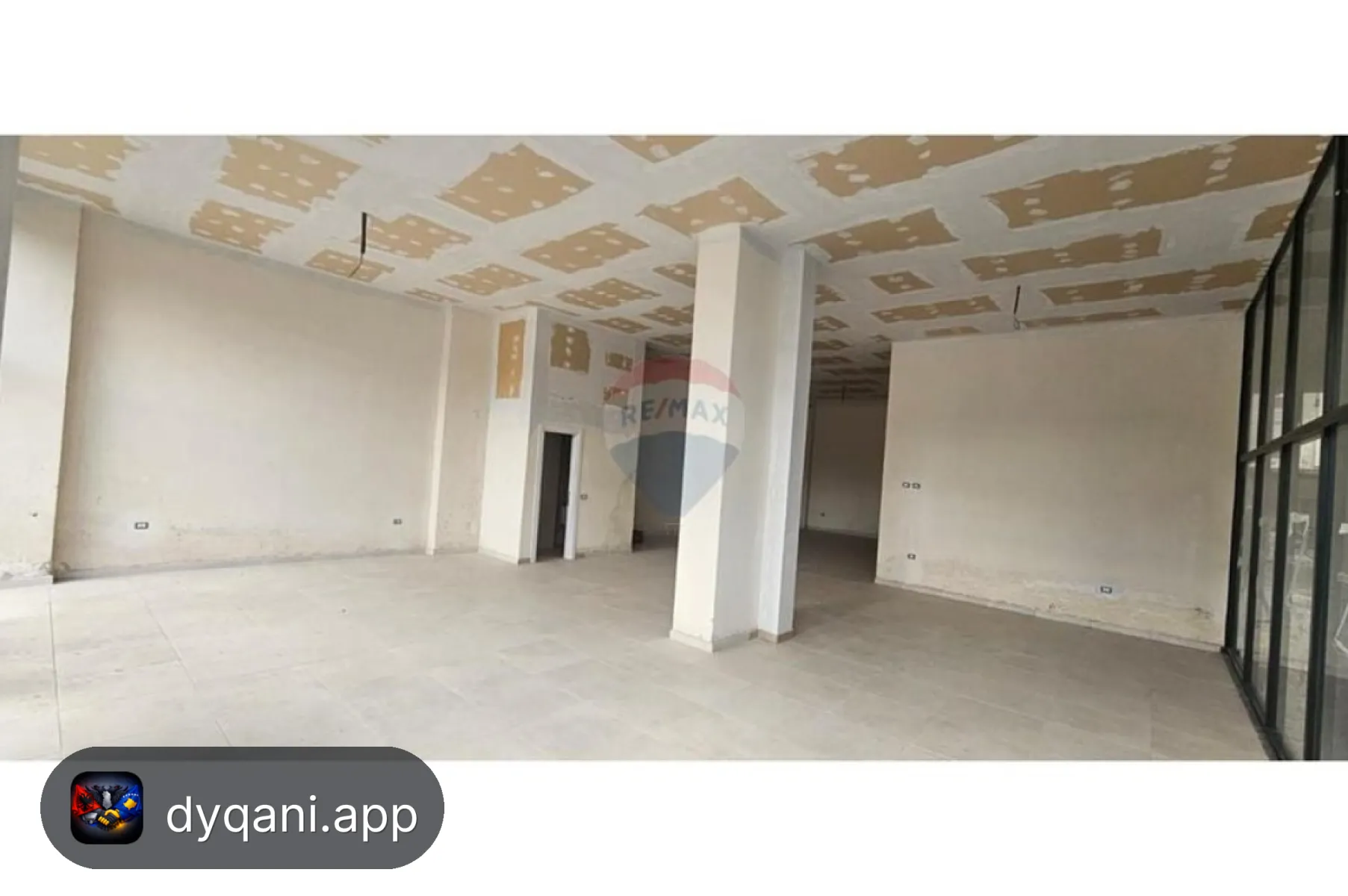 Shitet Dyqan, 146.9m² – Rruga Ndre – 348,300€ – Tiranë — Tiranë - Foto 1