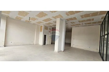 Shitet Dyqan, 146.9m² – Rruga Ndre – 348,300€ – Tiranë — Tiranë - Foto 1