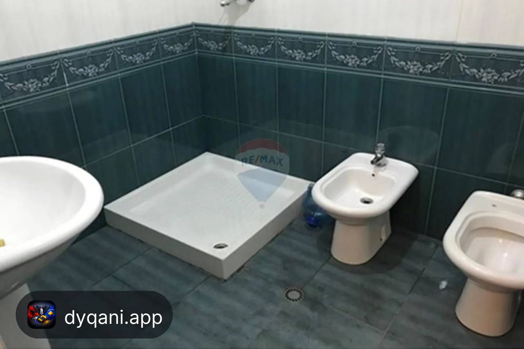 Me Qira Dyqan, 180m² – Rruga Muhamet – 1,000€ – Tiranë — Tiranë - Foto 4