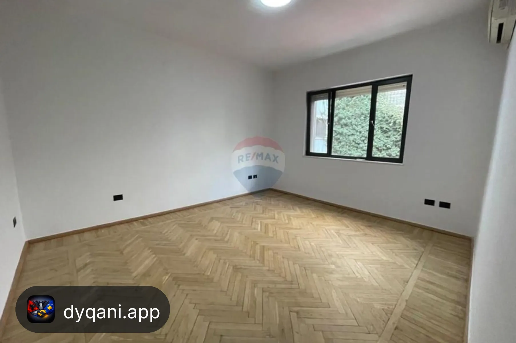 Me Qira Zyrë, 98m², Kati 2 – Blloku – 1,000€ – Tiranë — Tiranë - Foto 3