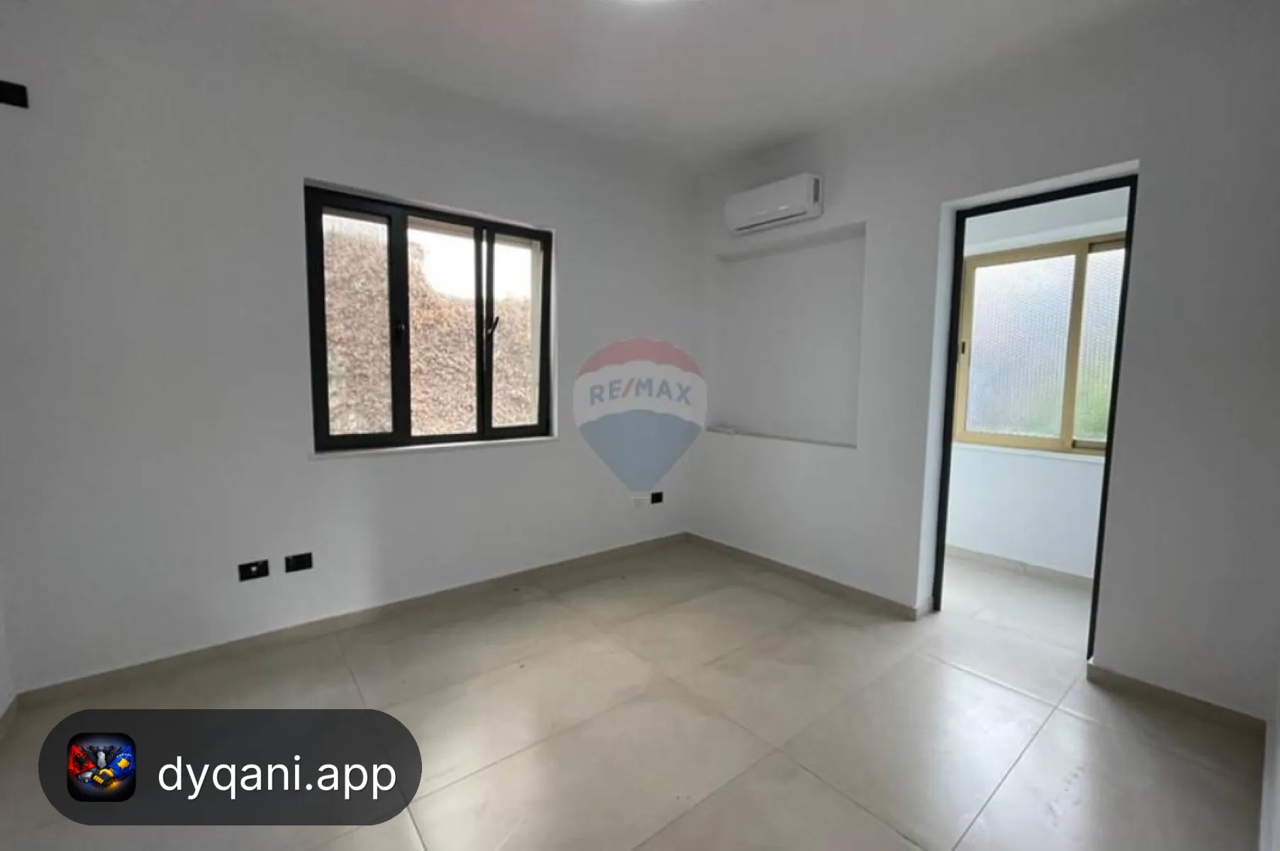 Me Qira Zyrë, 98m², Kati 2 – Blloku – 1,000€ – Tiranë — Tiranë - Foto 4