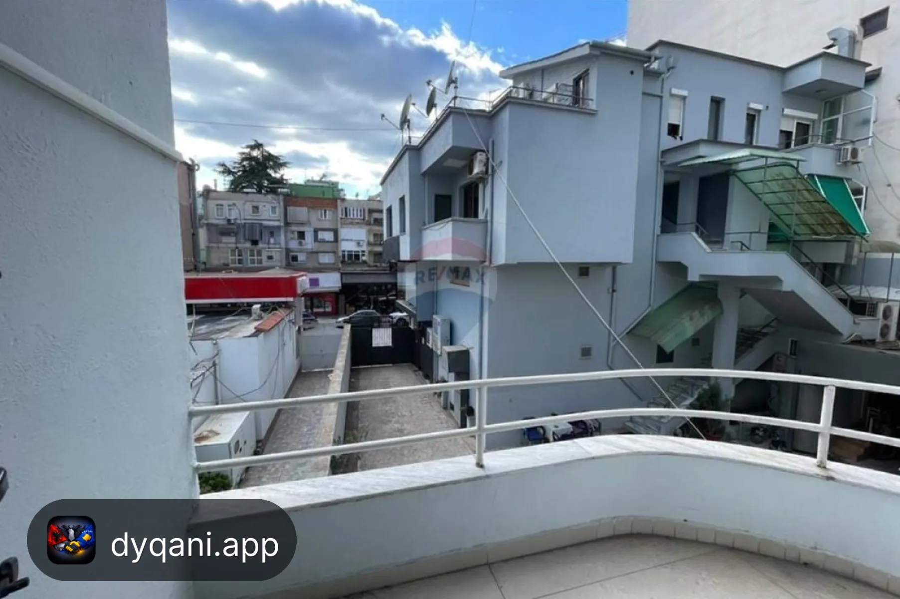 Me Qira Zyrë, 98m², Kati 2 – Blloku – 1,000€ – Tiranë — Tiranë - Foto 8