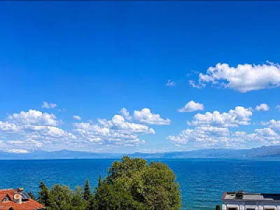 Apartament pushimi me qira ditore javore – Pogradec – I mirë — Pogradec - Foto 9