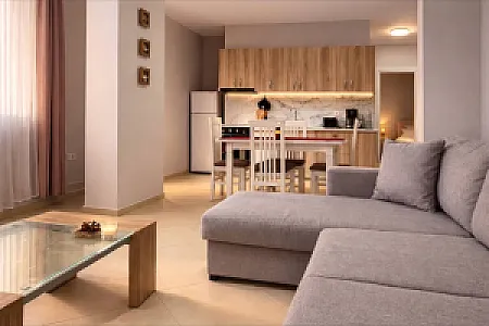 Apartament pushimi me qera ne Pogradec – 4,000 Lek – I mirë — Pogradec - Foto 2