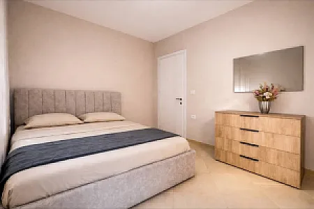 Apartament pushimi me qera ne Pogradec – 4,000 Lek – I mirë — Pogradec - Foto 4
