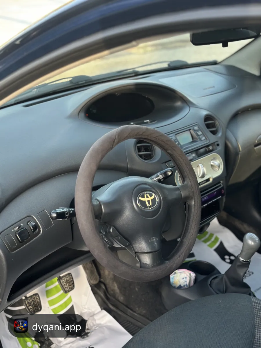 Toyota Yaris 1.0 benzinë 4 pistona – 2,290 Lek – Vlorë — Vlorë - Foto 6