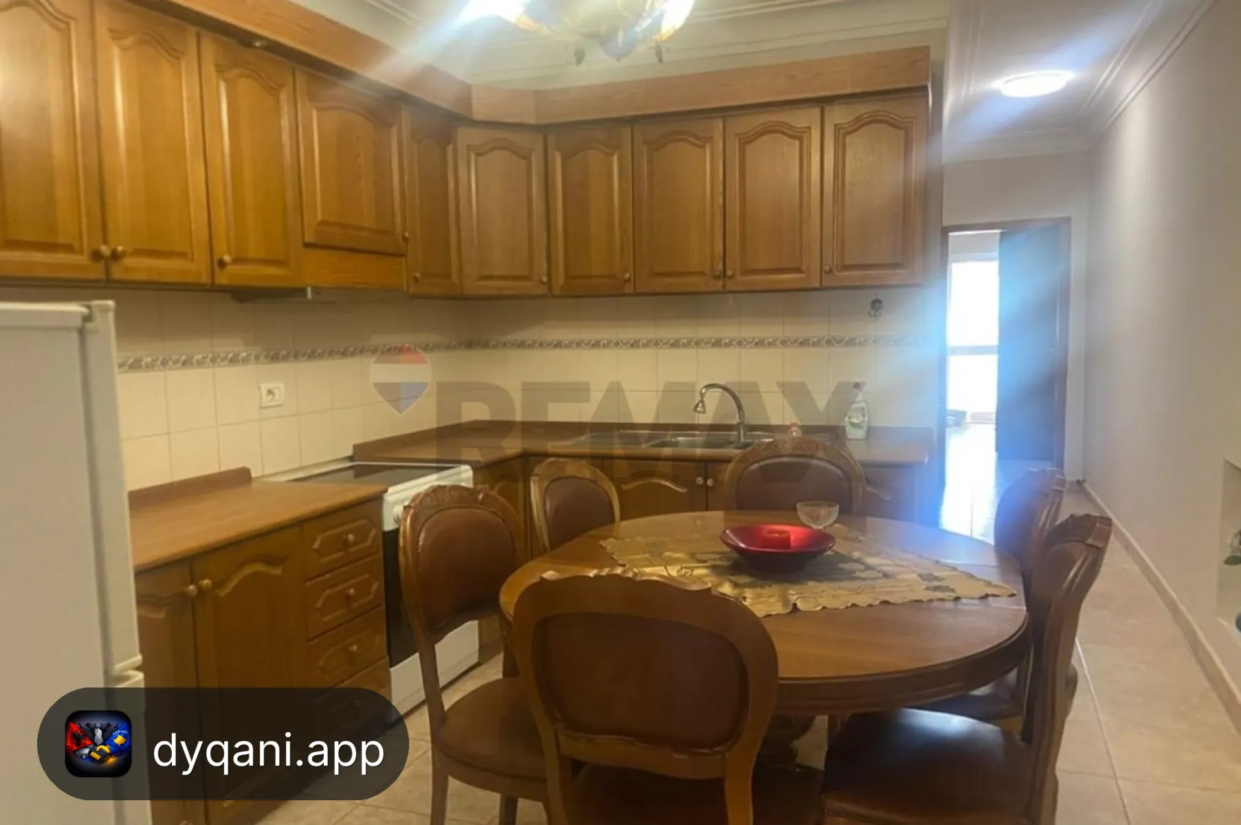 Apartament 3+1, 130m² për Shitje – Komuna – 26M Lek – I mirë — Tiranë - Foto 3