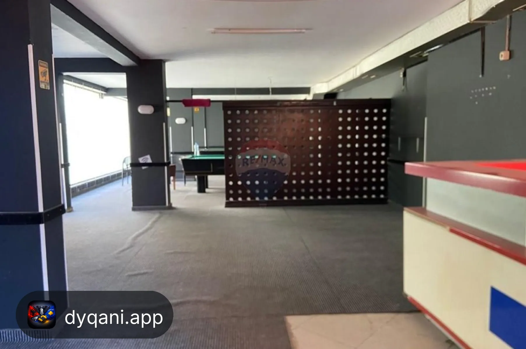 Dyqan 240m² për Qira – Bulevardi Blu – 100,000 Lek – I mirë — Kamëz - Foto 2
