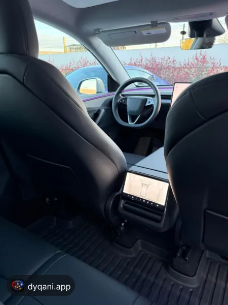 Tesla ypsilon( juniper)2026 – Tiranë – I shkëlqyer — Tiranë