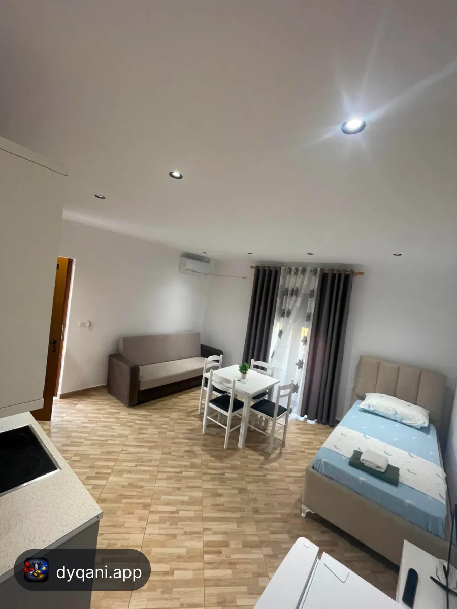 Jepet me qera ditore apartament – 5,000 Lek – Sarandë — Sarandë - Foto 4