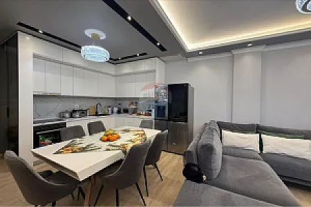 Apartament 3+1+2 për shitje, tek – 340,000€ – Tiranë — Tiranë - Foto 2