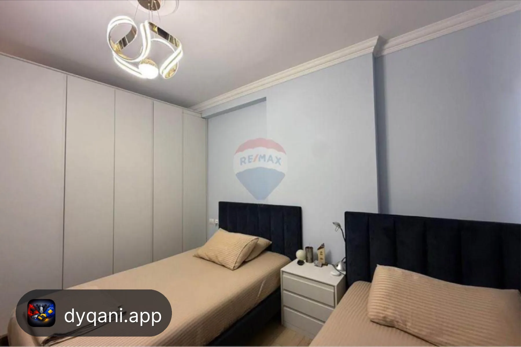 Apartament 3+1+2 për shitje, tek – 340,000€ – Tiranë — Tiranë - Foto 8