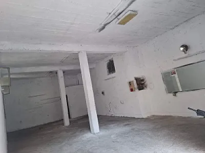 Jepet me qira dyqan Shkoder – 35,000 Lek – Shkodër – I mirë — Shkodër - Foto 3