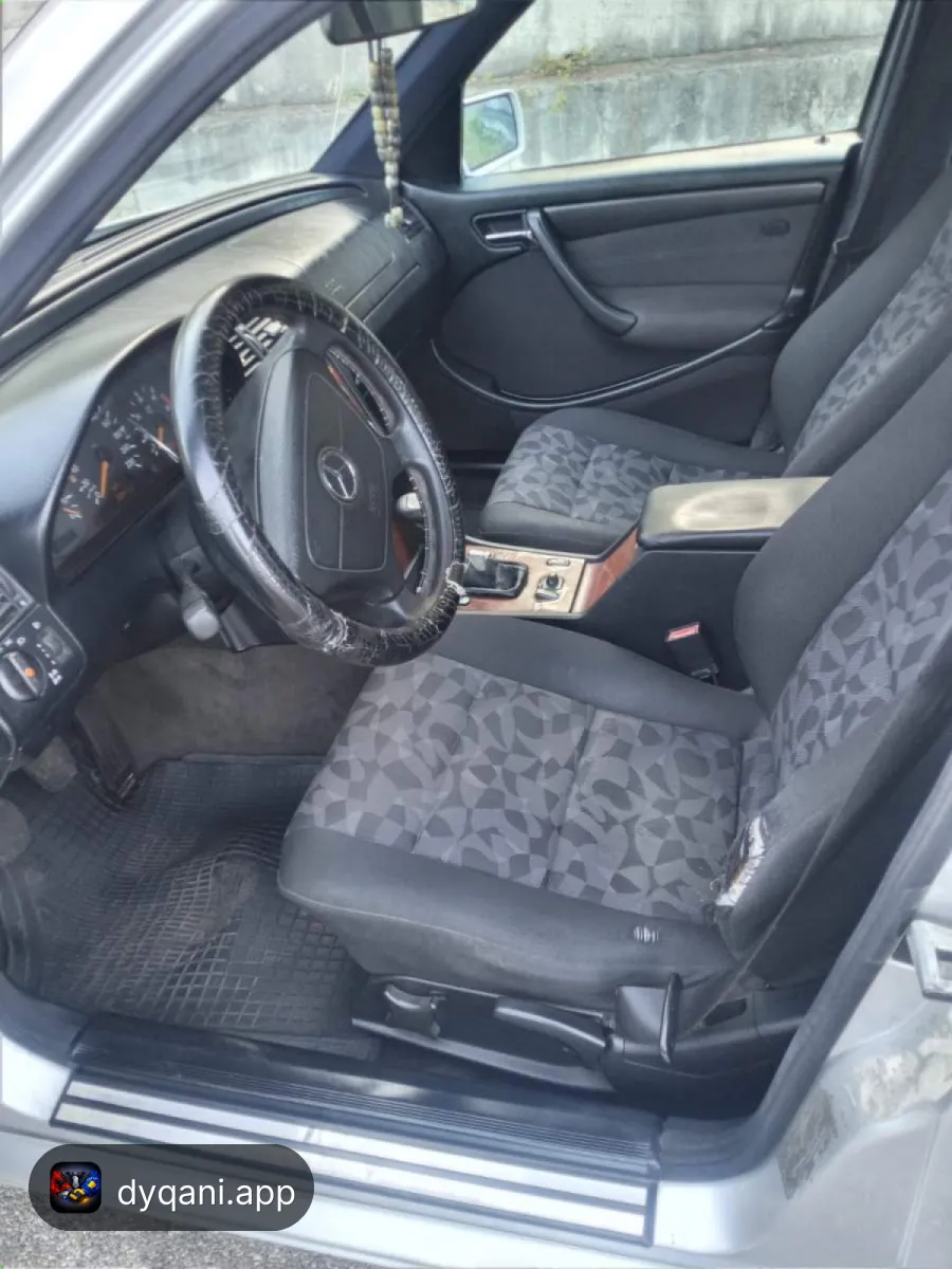 Mercedes C220 CDI 1999 kambio manuale – Elbasan – Si i ri — Elbasan - Foto 2