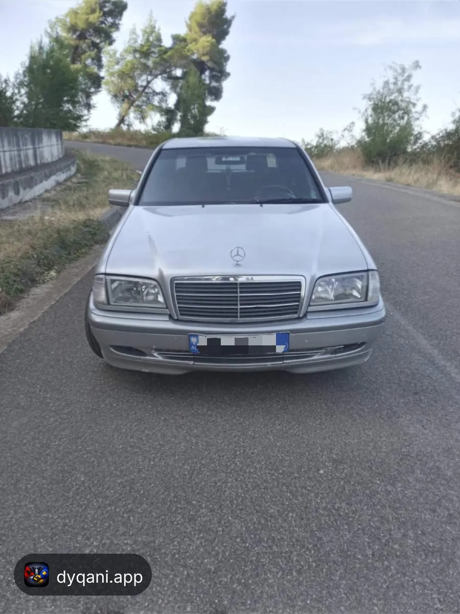 Mercedes C220 CDI 1999 kambio manuale – Elbasan – Si i ri — Elbasan - Foto 8
