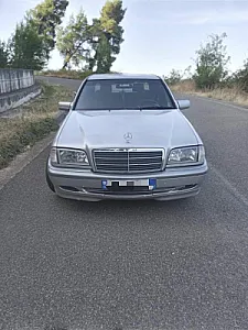 Mercedes C220 CDI 1999 kambio manuale – Elbasan – Si i ri — Elbasan - Foto 8