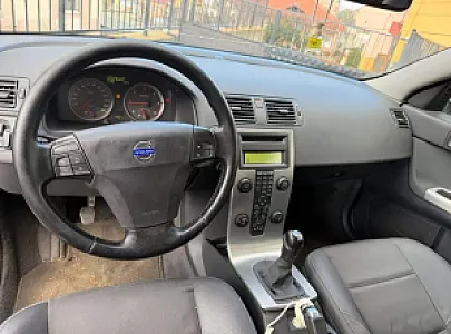 Volvo V50 2.0 Dizel Manual – 2,500 Lek – Krujë – I mirë — Krujë - Foto 7