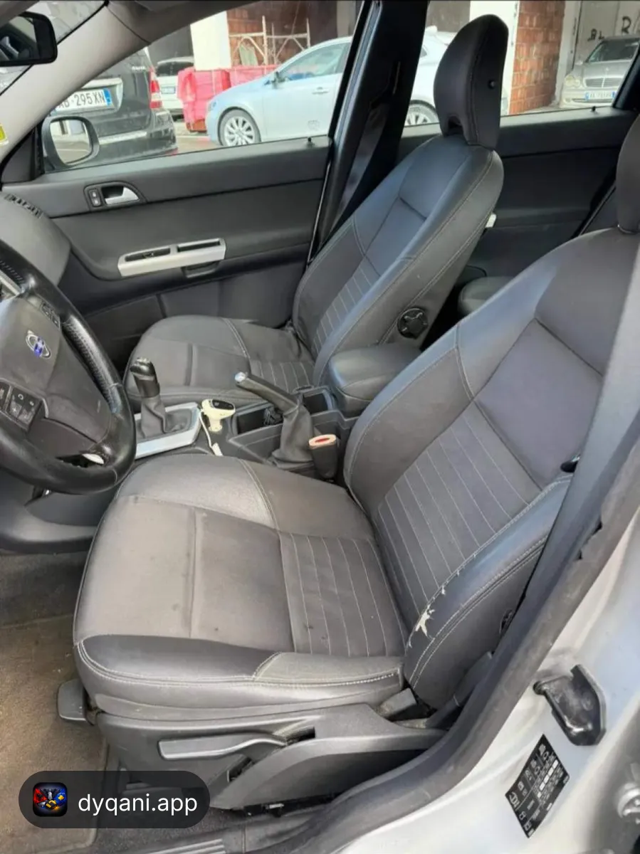 Volvo V50 2.0 Dizel Manual – 2,500 Lek – Krujë – I mirë — Krujë - Foto 8