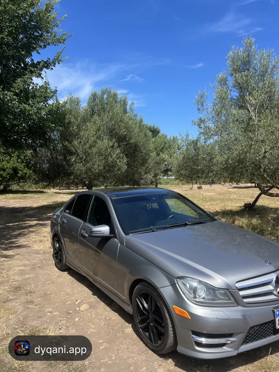 Mercedes Benz c300 4 matic 2012 – 6,000€ – Fier – I mirë — Fier - Foto 1
