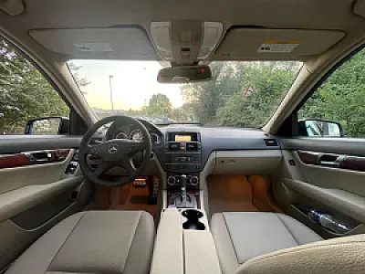 Mercedes Benz C300 Benzin/Gaz 2011 – 6,300€ – Tiranë — Tiranë - Foto 2