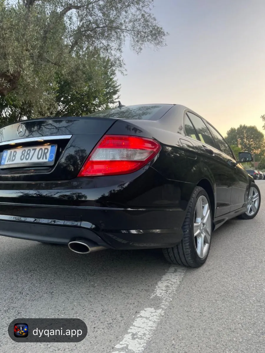 Mercedes Benz C300 Benzin/Gaz 2011 – 6,300€ – Tiranë — Tiranë - Foto 6