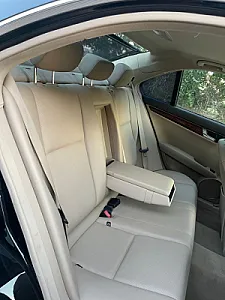 Mercedes Benz C300 Benzin/Gaz 2011 – 6,300€ – Tiranë — Tiranë - Foto 7