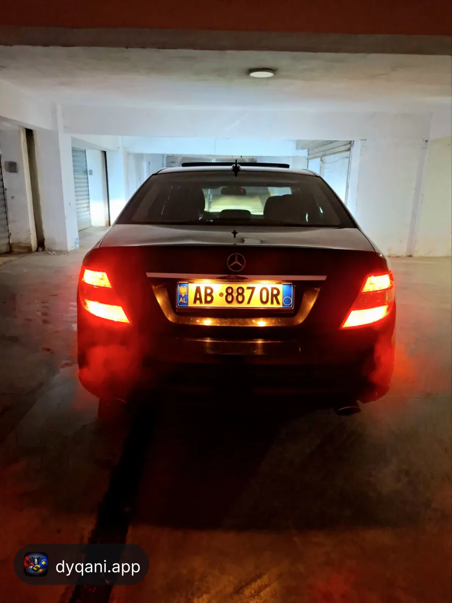 Mercedes Benz C300 Benzin/Gaz 2011 – 6,300€ – Tiranë — Tiranë - Foto 10