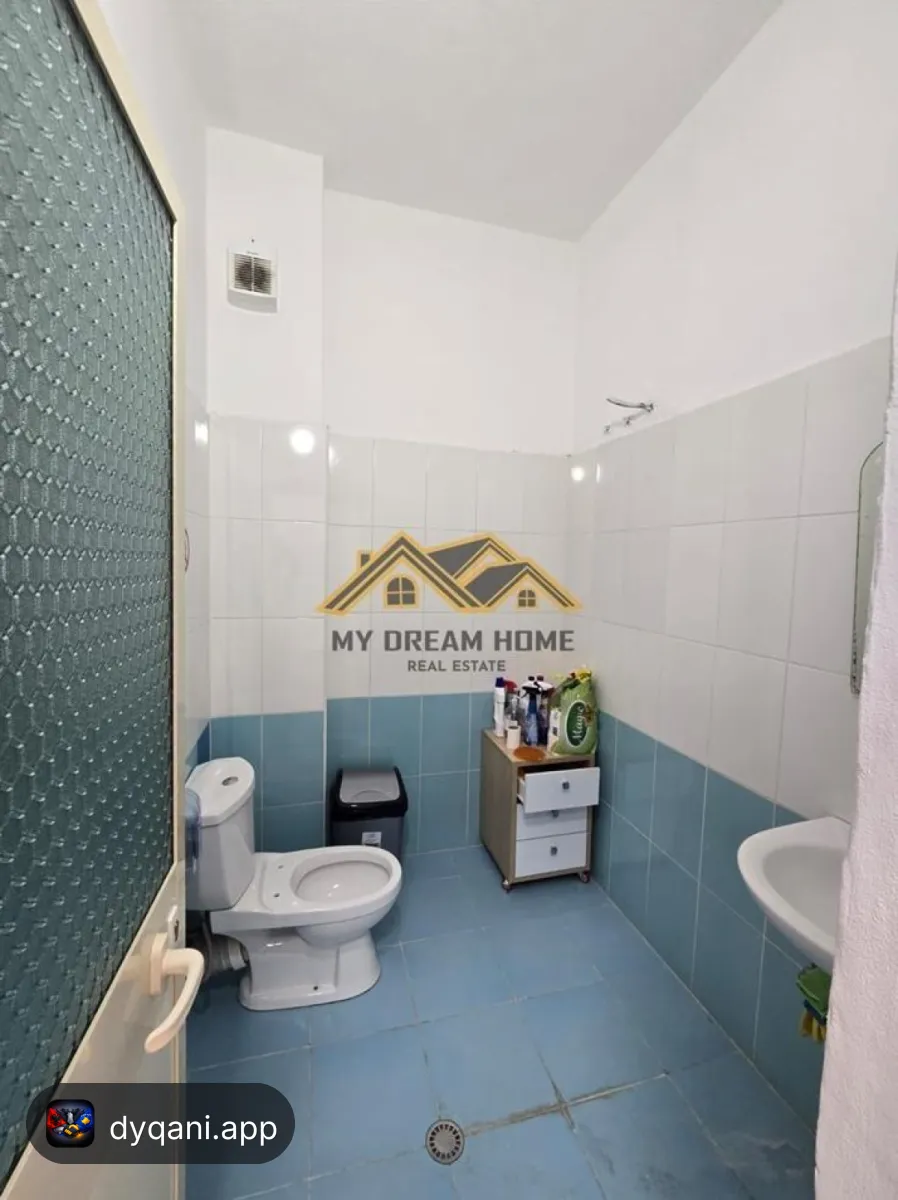Njësi Biznesi 147m² me Qera – 220,000€ – Durrës – I mirë — Durrës - Foto 9