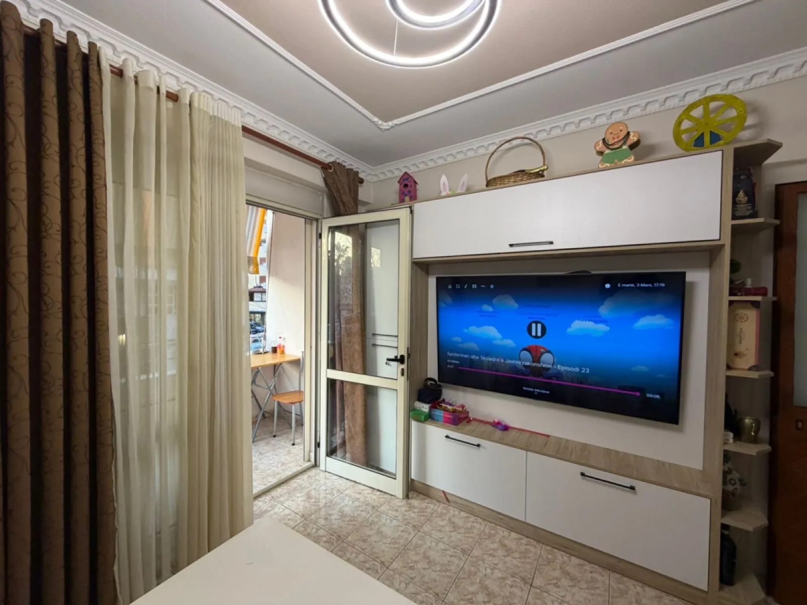 Shitet apartament 1+1 i adaptuar ne 2+1 Iliria, Plazh, Durres - Foto 3