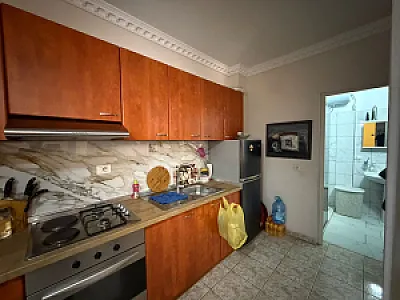 Shitet apartament 1+1 i adaptuar ne 2+1 Iliria, Plazh, Durres - Foto 4