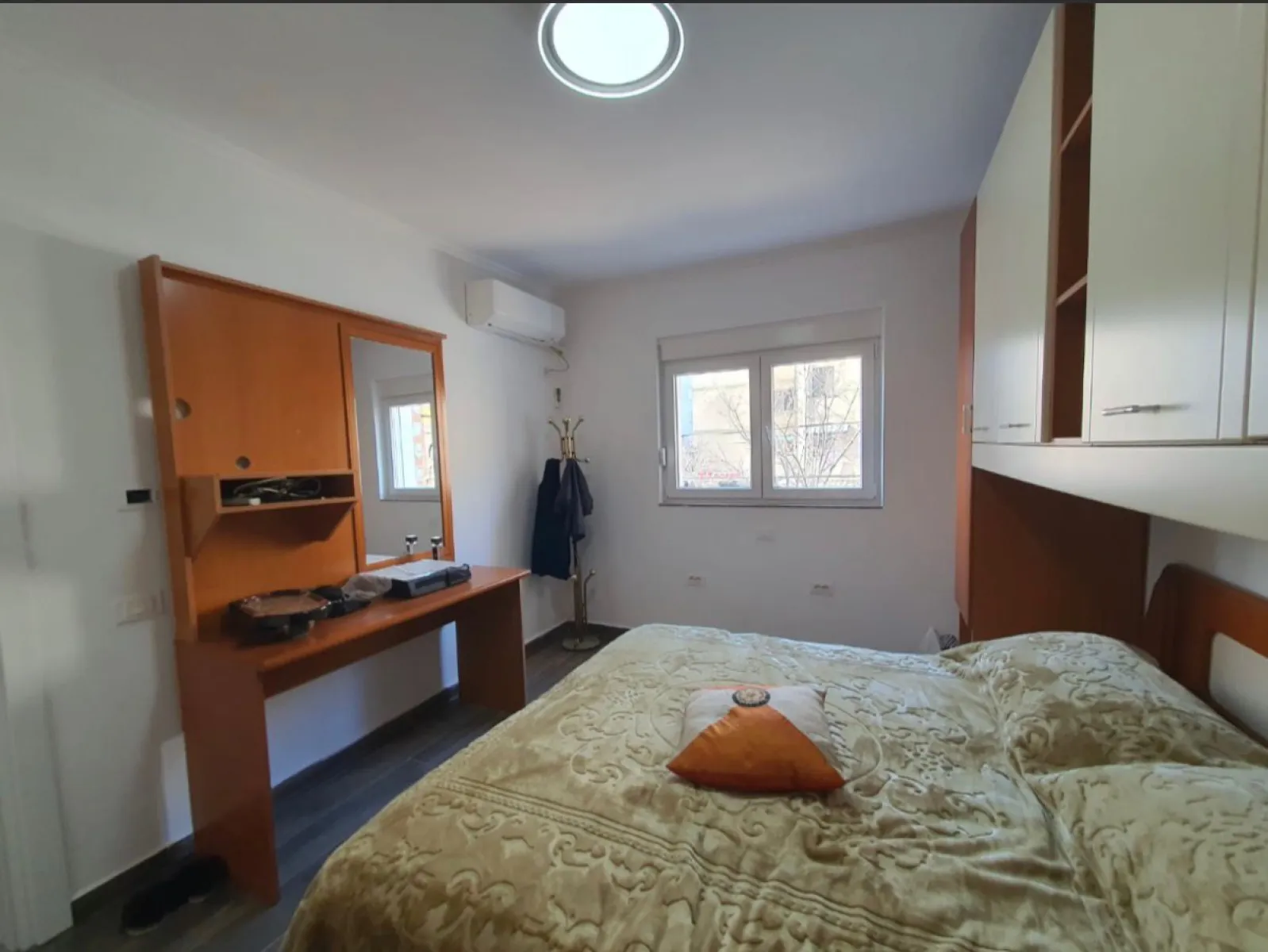 Jepet me qera apartament 2+1 Stacioni i Trenit, Durres - Foto 7