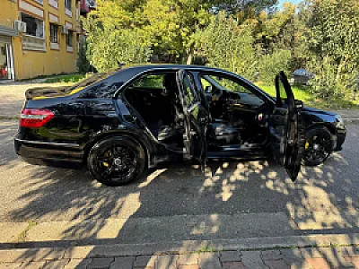 Mercedes Benz E250 — në shitje · në Tiranë · Gjendje e shkëlqyer - Foto 2