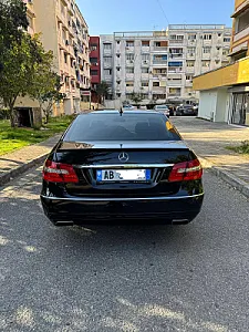 Mercedes Benz E250 — në shitje · në Tiranë · Gjendje e shkëlqyer - Foto 11