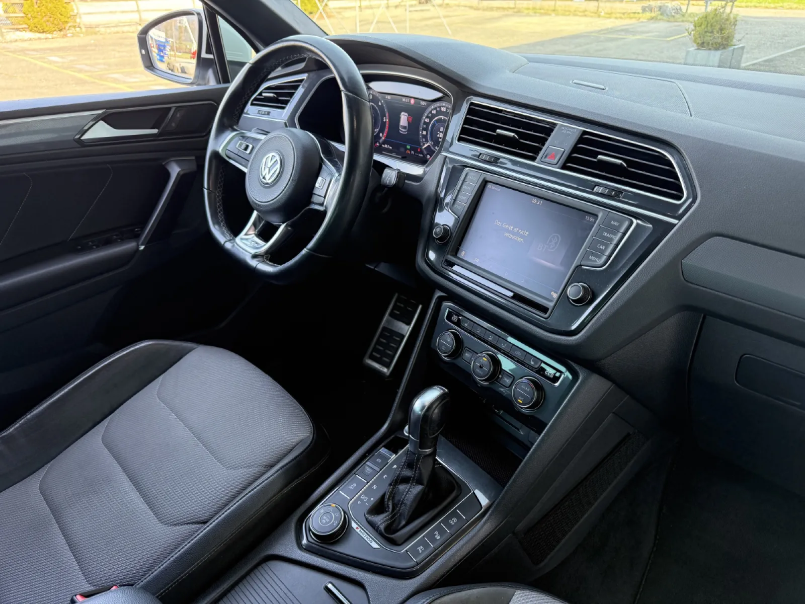 Volkswagen Tiguan 2.0 TDI Automat 🇨🇭 - Foto 13