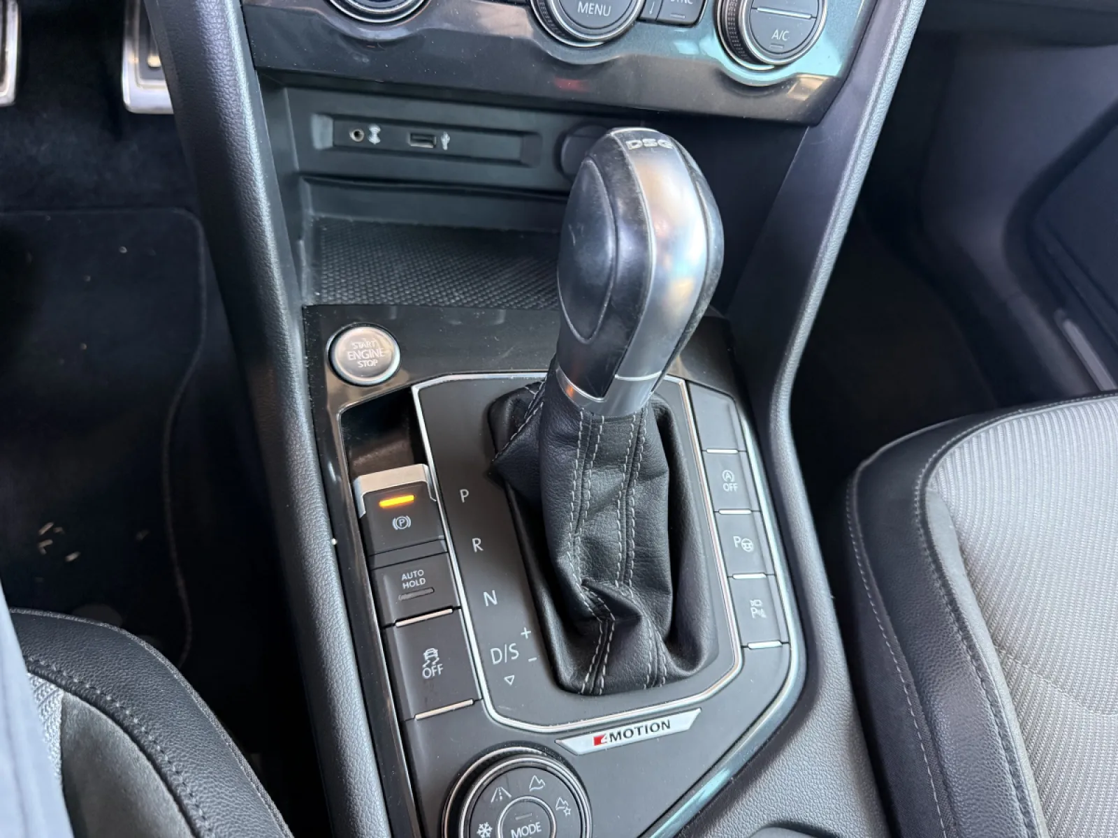 Volkswagen Tiguan 2.0 TDI Automat 🇨🇭 - Foto 14