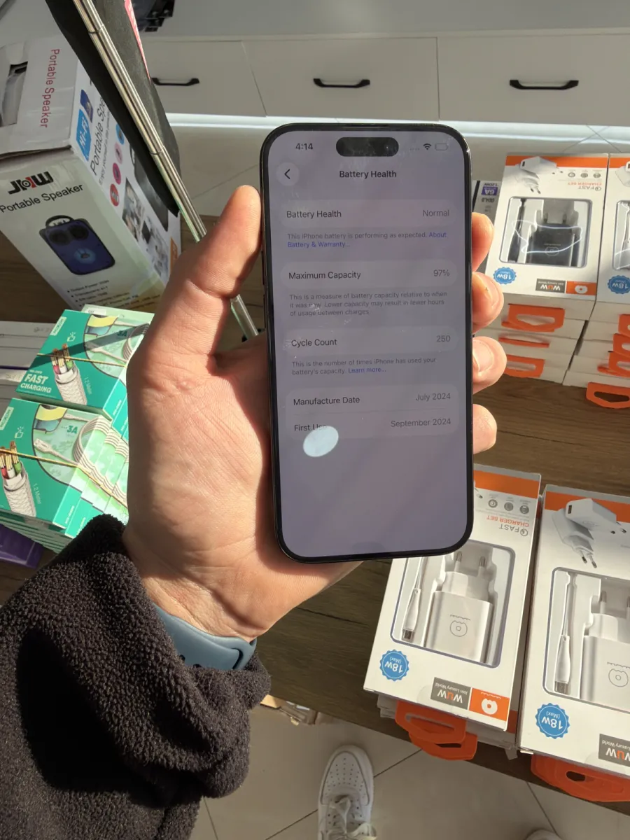 iPhone 15 Pro 128GB Blu — në shitje · në Tiranë · Si i ri - Foto 1