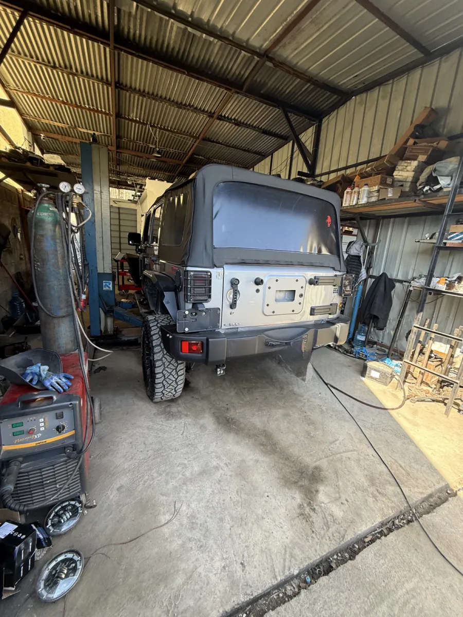 Pjesë kembimi për jeep wrangler - Foto 1