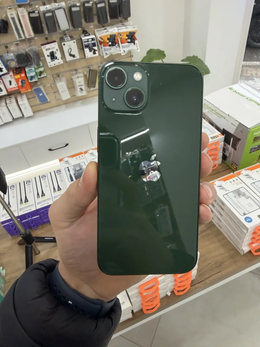 iPhone 13 128Gb — në shitje · në Tiranë · Gjendje e mirë - Foto 3