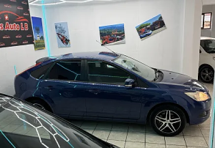 Ford Focus 2.0i Automat🇨🇭 - Foto 4