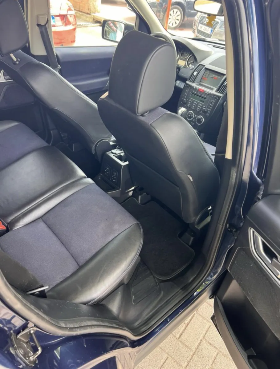 Land-Rover Freelander TD4 2.2 Automat🇨🇭 - Foto 14