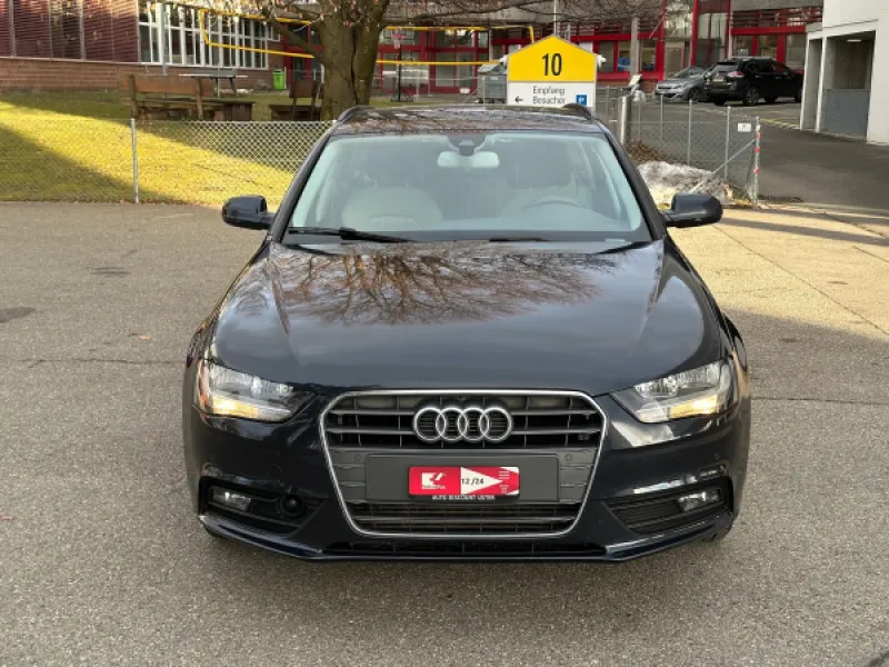 Audi A4 Avant 2.0 TDI 🇨🇭 — në shitje · në Durrës · Gjendje e shkëlqyer