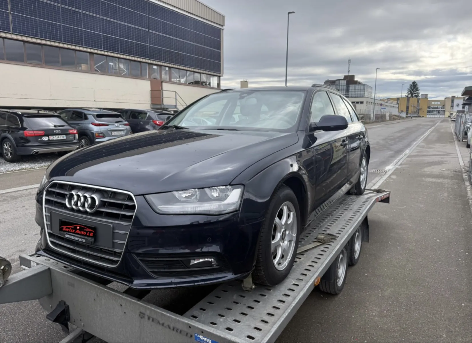 Audi A4 Avant 2.0 TDI 🇨🇭 — në shitje · në Durrës · Gjendje e shkëlqyer - Foto 9