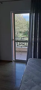 Apartament 2+1 me Qera – Qyteti – 50,000 Lek – Tiranë — Tiranë - Foto 4