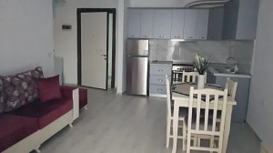 Apartament 1+1 me Qera – Astir – 40,000 Lek – Tiranë — Tiranë - Foto 1