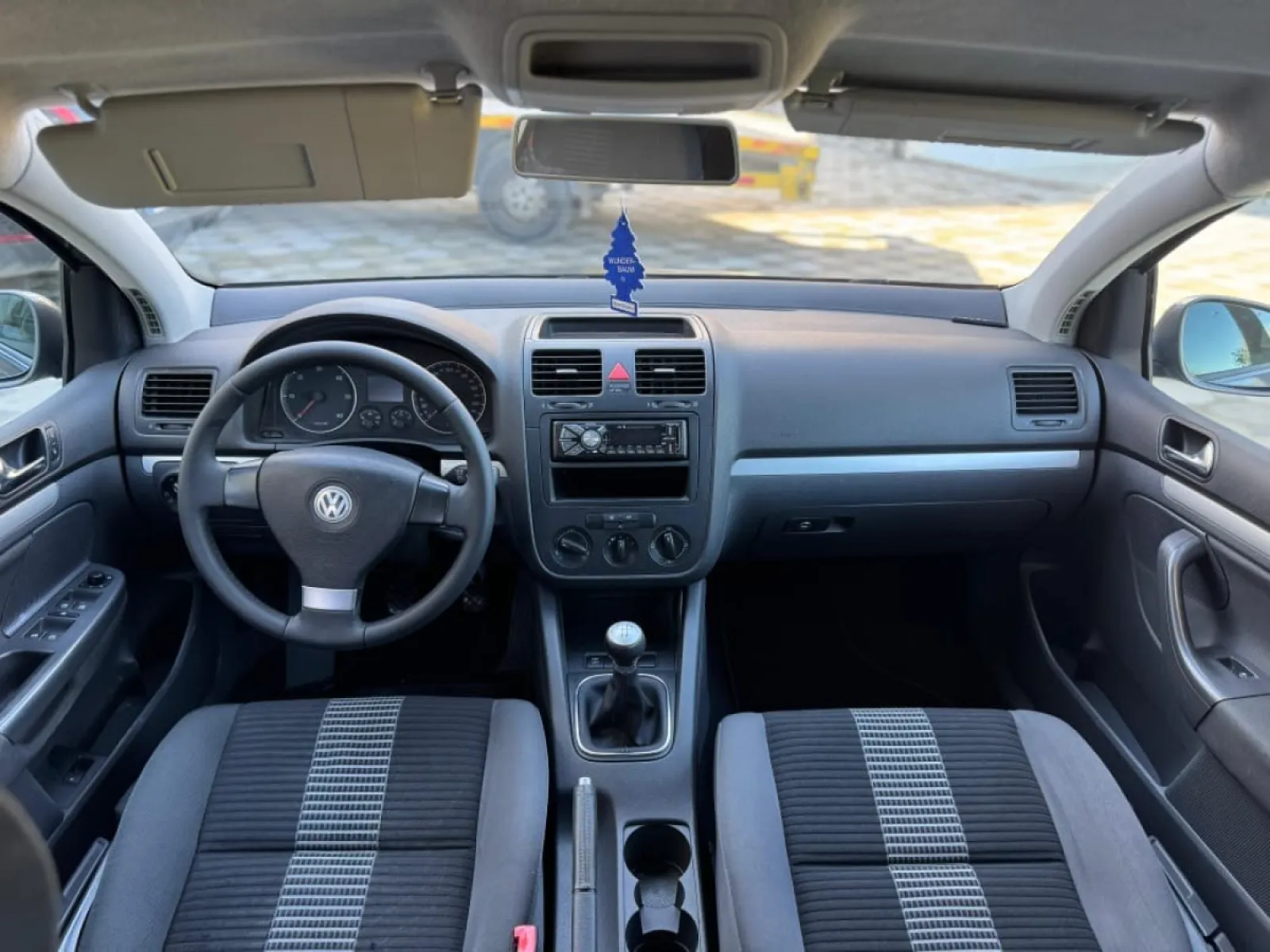 Volswagen golf 5 — në shitje · në Tiranë · Gjendje e shkëlqyer - Foto 7