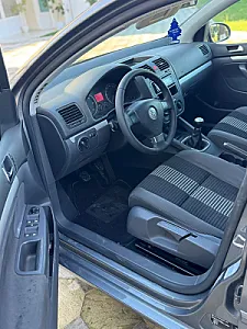 Volswagen golf 5 — në shitje · në Tiranë · Gjendje e shkëlqyer - Foto 8