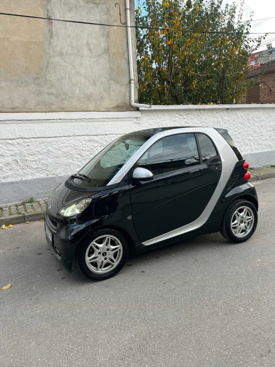 🚗 Shitet Smart ForTwo — në Tiranë · Gjendje e shkëlqyer - Foto 1