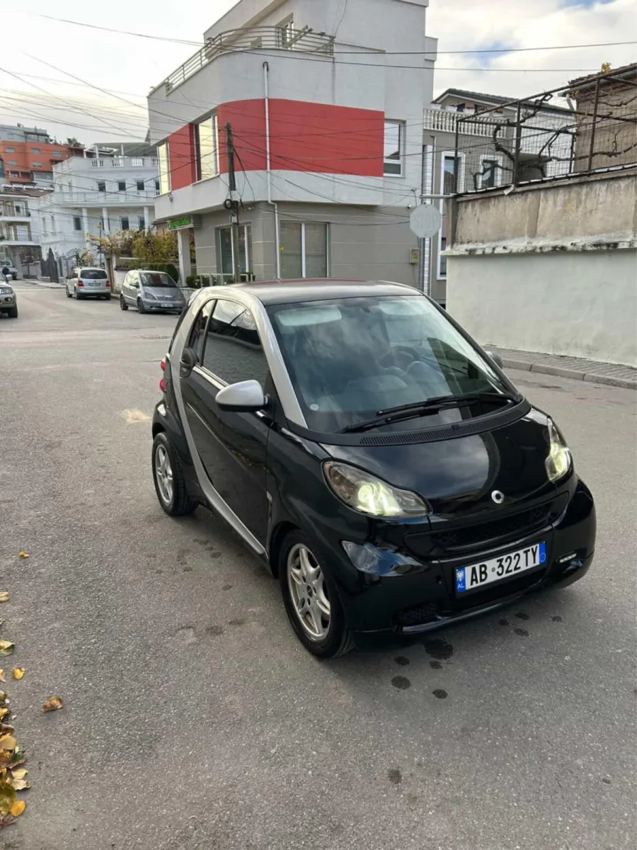 🚗 Shitet Smart ForTwo — në Tiranë · Gjendje e shkëlqyer - Foto 2