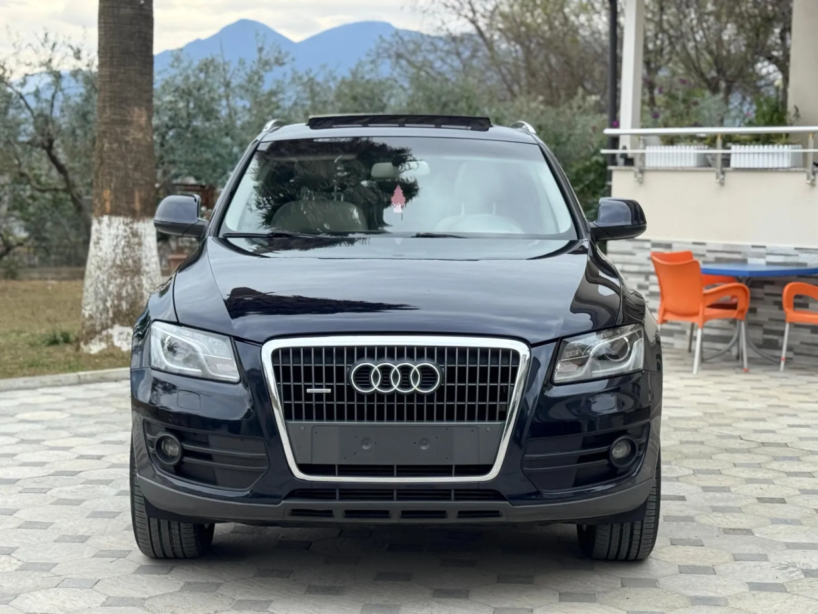 🚘 AUDI Q5 — në shitje · në Tiranë · Gjendje e shkëlqyer - Foto 2