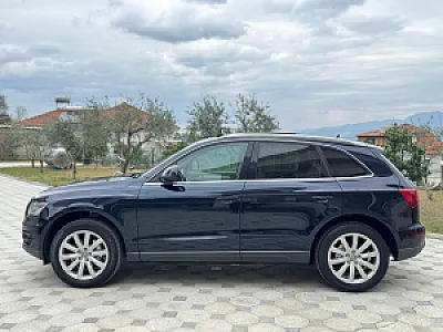 🚘 AUDI Q5 — në shitje · në Tiranë · Gjendje e shkëlqyer - Foto 3